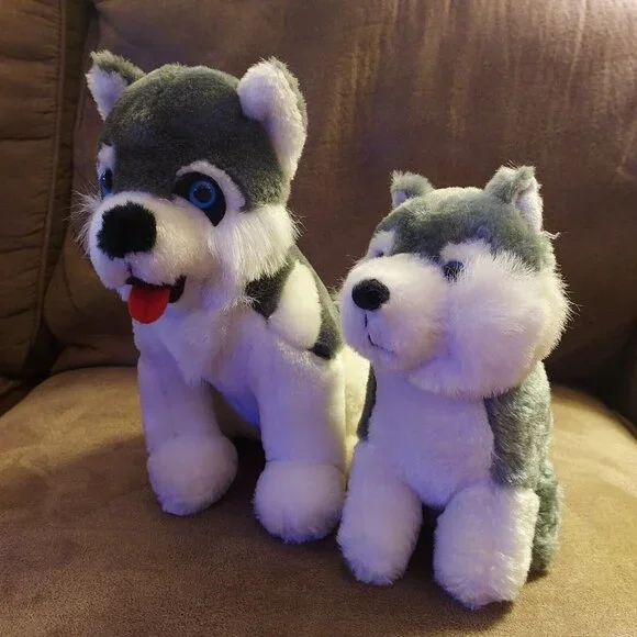 Gray Wolf /Husky Dog Plush 10" Shalom Toy Co Stuffed Animal Toy with Blue Eyes - Picture 4 of 16